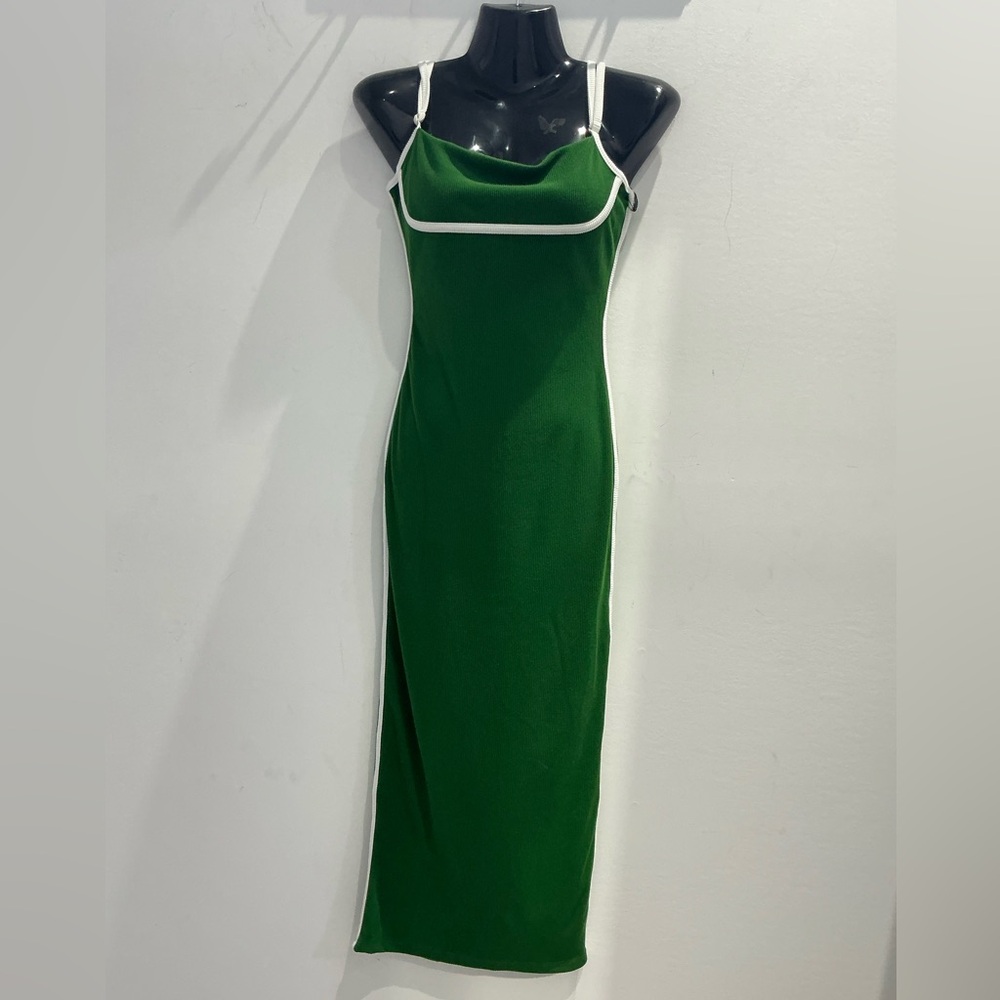 Chic Strapless Green Dress with White Accents